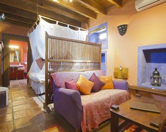 Studio Villa, Cozzy, romantic, warm and homey Villa - Tinajo - Phòng khách