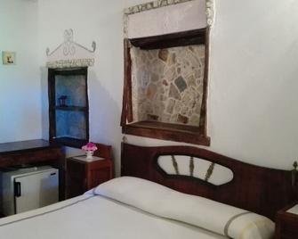 Agriturismo Casa Del Contadino - Drapia - Bedroom