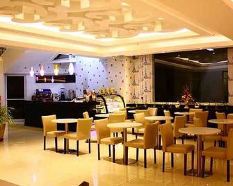 Isabela Zen Hotel & Restaurant Corporation - Santiago - Ristorante