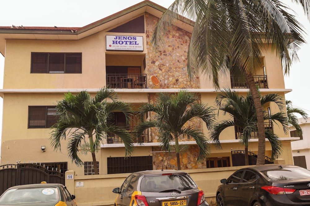 جينوس هوتلز