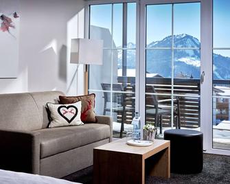 Panoramahotel Oberjoch - Bad Hindelang - Obývací pokoj