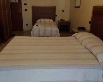 Hotel La Falconara - Castrovillari - Bedroom