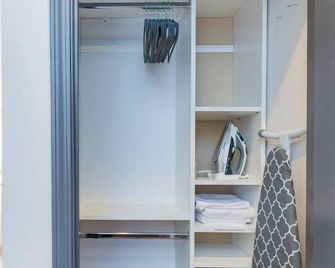 Spacious Penthouse ON the Broadway Strip - Nashville - Laundry facility