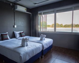 Baan Chang Hotel & Coffee House - Tak - Ložnice