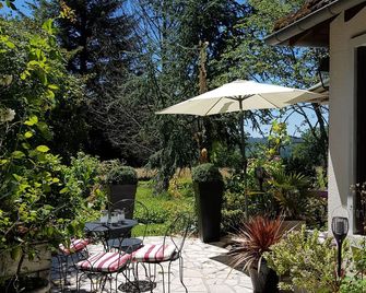 Domaine du Salabert - Saint-Martial-de-Gimel - Patio