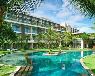 Four Points by Sheraton Bali, Ungasan - South Kuta - Uima-allas