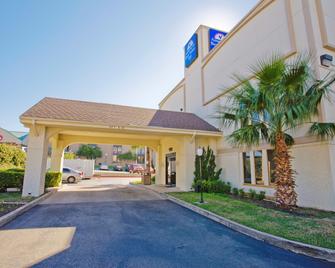 Americas Best Value Inn Austin University - אוסטין - בניין