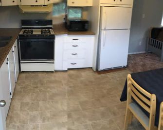 Right Choice Home Valemount - Valemount - Cocina