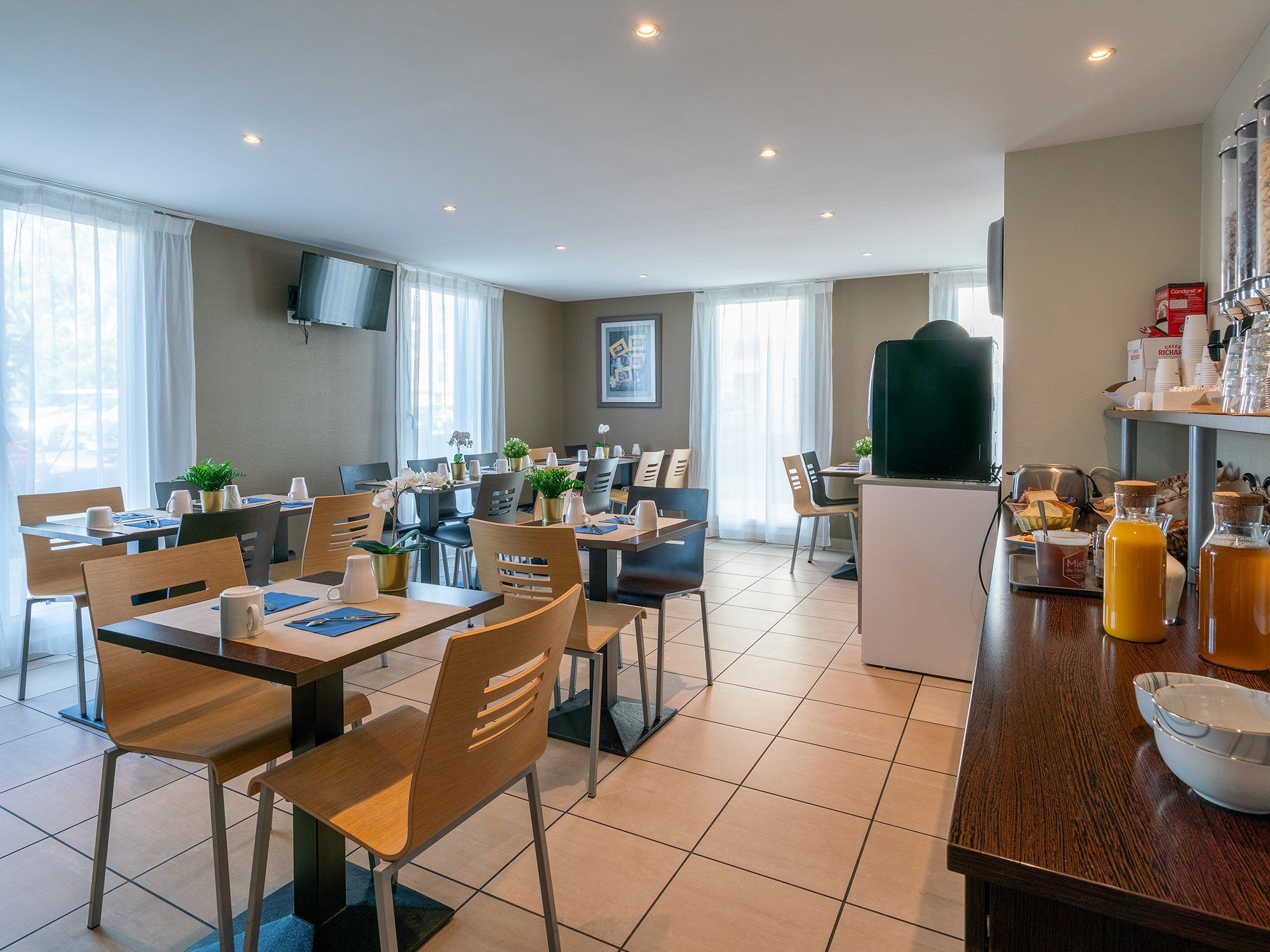 سيجور & أفيرز كاين لو كلو بوموا