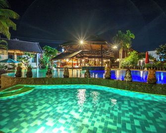 The Central Lovina Hotel & Restaurant - Buleleng - Pool