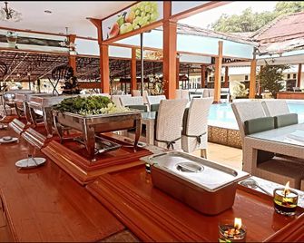 Hotel Ciloto Indah Permai - Puncak - Restaurant
