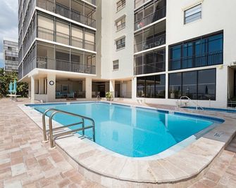 Corner Unit Ocean Views - Shores of Madeira #501 - Saint Pete Beach - Pool