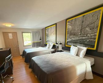 Super 8 by Wyndham Helen - Helen - Slaapkamer