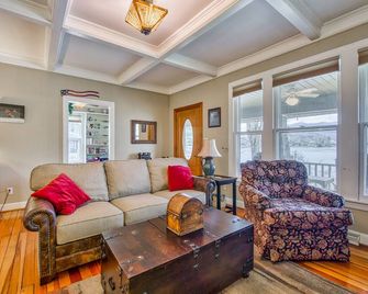 Classic Lakefront Home with Patio, Water Views, Furnished Porch & WiFi - Lake Junaluska - Living room