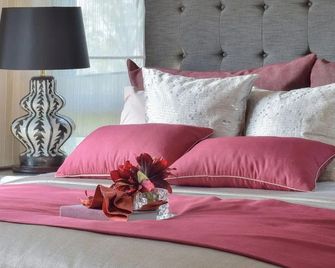 Baia Di Torre Squillace - Torre Lapillo