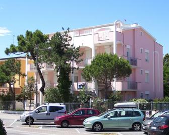 Luxurious Apartment In Lido Degli Estensi With Balcony - Lido degli Estensi - Edificio