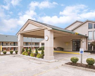 Days Inn by Wyndham Wytheville - Wytheville - Building