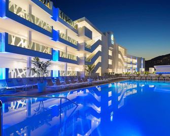 Hotel Atlantic Mirage Suites & Spa - Adults Only - Puerto de la Cruz - Piscine