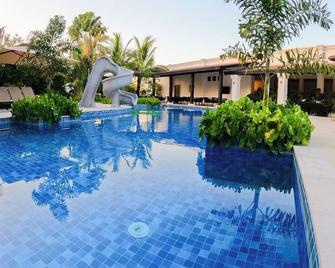 Hotel Vista Lago - Santiago de Veraguas - Pool