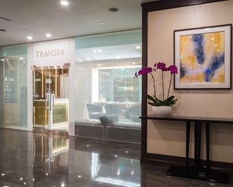 Ambassador Transit Hotel - Terminal 2 - Singapore - Lobby