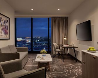 Parkroyal Monash Melbourne - Melbourne - Living room
