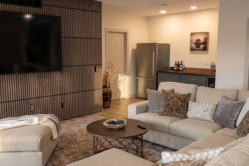 High Above It All - Secluded 3BR Retreat Nestled Into the Mountaintop
