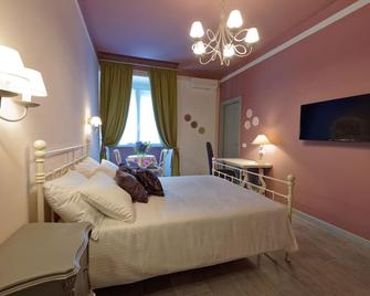 White Ribbon - Milan - Bedroom