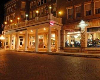 Historic Franklin Hotel - דדווד - בניין