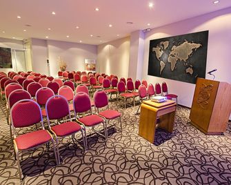 Hotel Cristal - San Carlos DeBariloche - Sala de reuniões