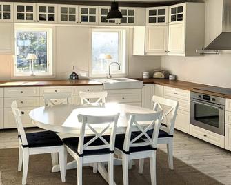 5 Star Holiday Home In Marstrand - Marstrand - Kuchyň