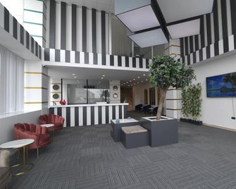 Home Plus Hotel - Istanbul - Lobby