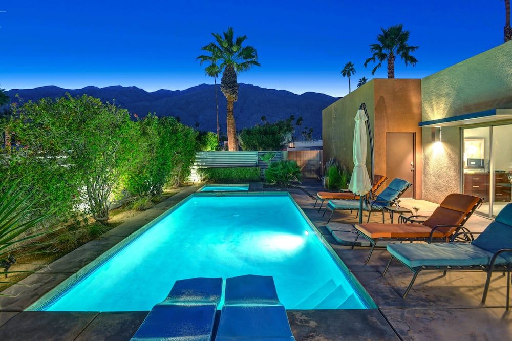 Casa Primrose - Central Location, Spectacular Mountain Views, Close to Downtown - פאלם ספירנגס - בריכה