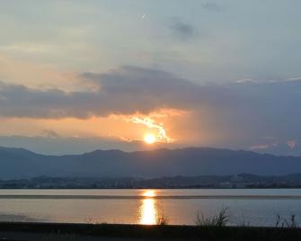 Hotel Biwako Plaza - Moriyama