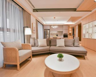 雀客藏居新北三重水漾 - 台北市 - 客廳