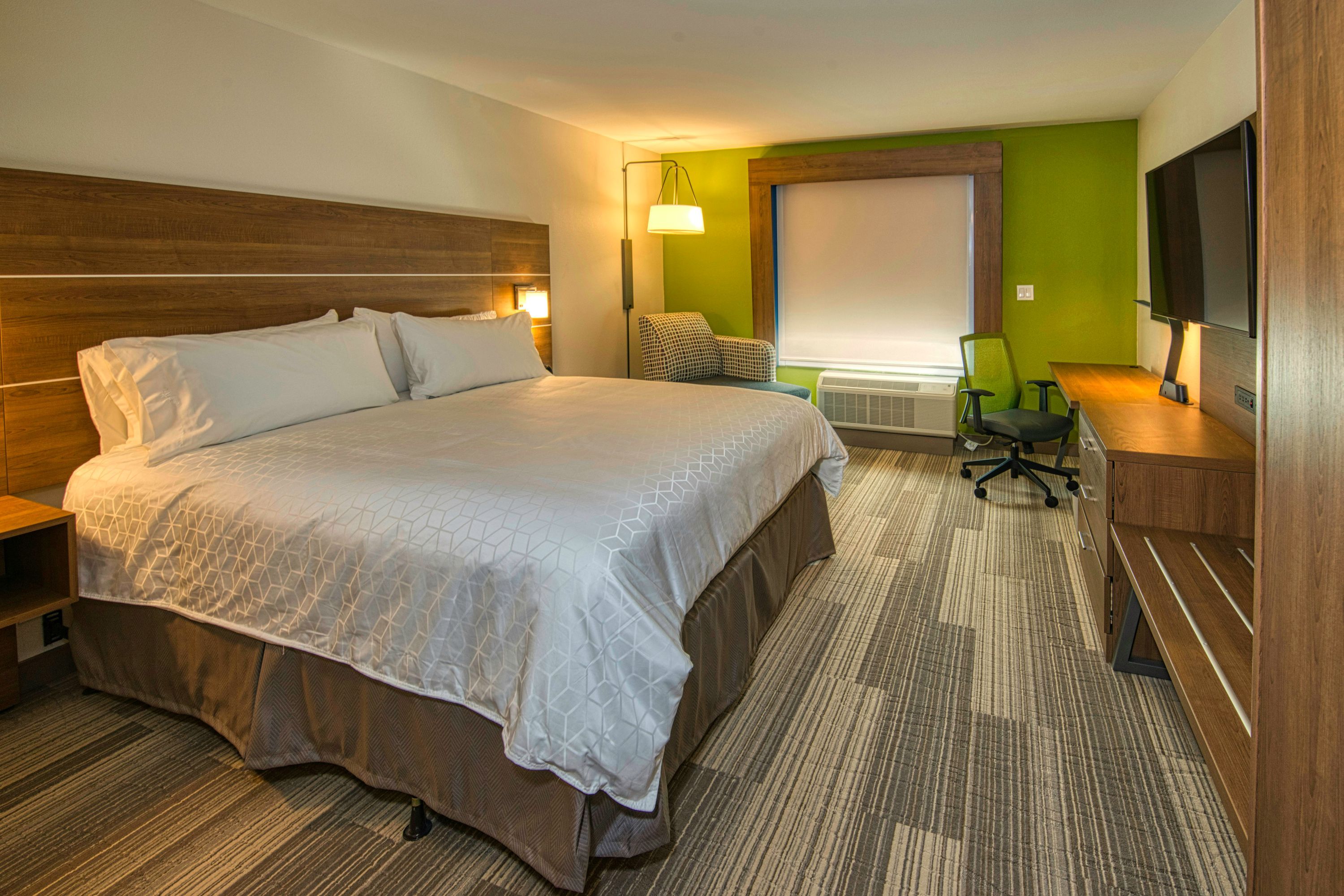 Holiday Inn Express & Suites Lincoln Airport By IHG - לינקולן - חדר שינה