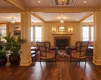 The Groton Inn - Groton - Lounge