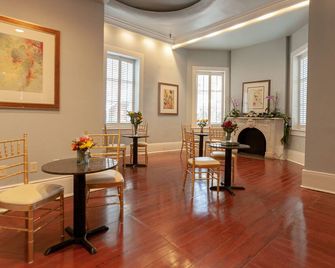 New Orleans Courtyard Hotel by the French Quarter - New Orleans - Affärscentrum