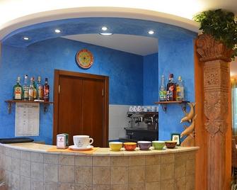 Hotel Altamarea - San Vito Lo Capo - Recepción