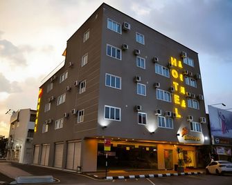 Mornington Hotel Medan Ipoh - Ipoh - Building