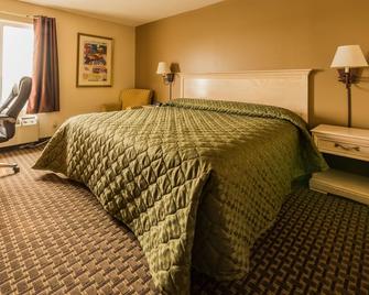 The Village Inn - Elora - Bedroom