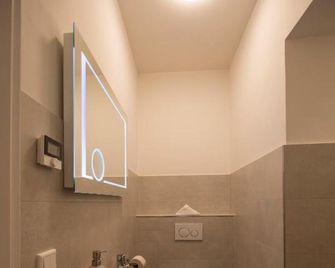 Jaybnb - Ps5 55 Zoll 4k Tv Gaming Apartment - Dortmund - Badkamer