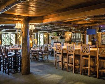15-45% Off- Whiteface Lodge- Amenities Galore! Rustic Elegance - Lake Placid - Bar