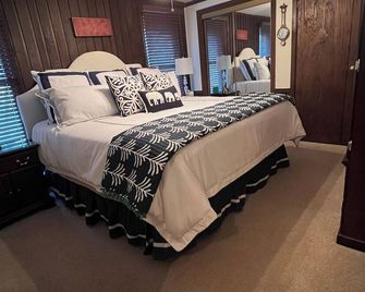 4 Seasons Mountain Chalet, Steps from the Tubing Park - McGaheysville - Chambre