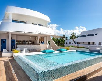 Puerto Plaza Las Terrenas - Las Terrenas - Πισίνα