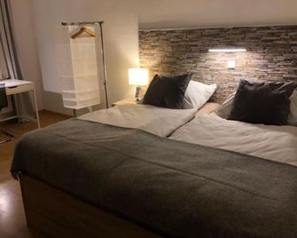 Pension Pagalies - דיסלדורף - חדר שינה