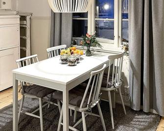 4 Person Holiday Home in Gnarp - Jättendal - Comedor