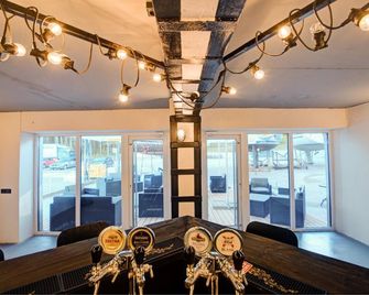 Smiltynes Jachtklubas - קלאיפדה - לובי