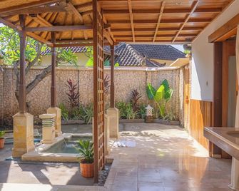 Villa Sari Bumi Menjangan - Gerokgak - Patio