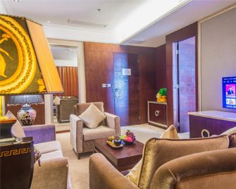 Hejiang Peninsula Hotel - Wuzhou - Bedroom