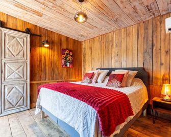 Le Chalet Des Oliviers - Roquefort-la-Bédoule - Chambre